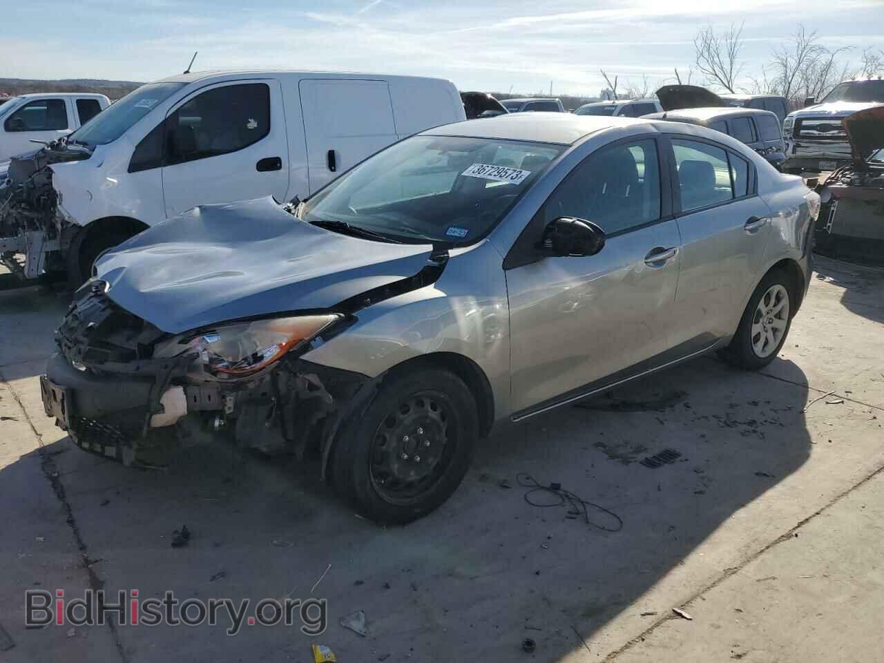 Фотография JM1BL1U80D1704687 - MAZDA 3 2013