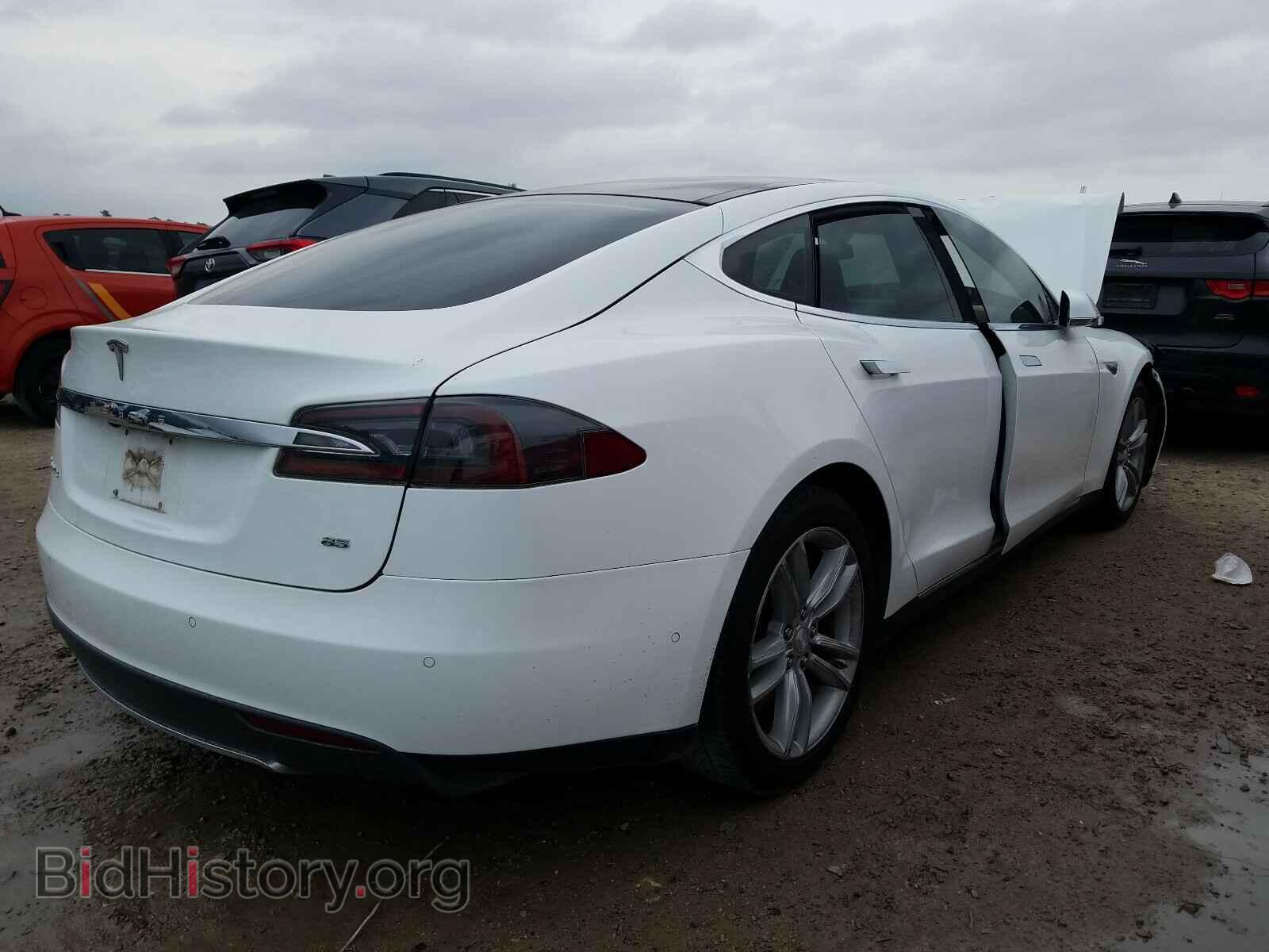 2014 TESLA MODEL S - VIN: 5YJSA1H15EFP49488 - Фото 4