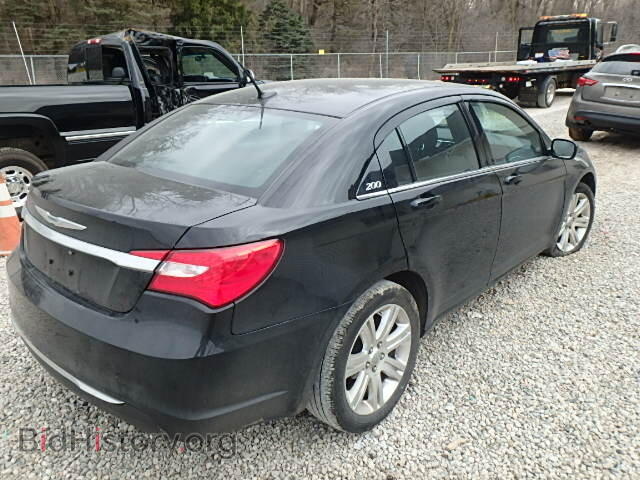 2011 CHRYSLER 200 - VIN: 1C3BC1FB7BN618764 - Фото 4
