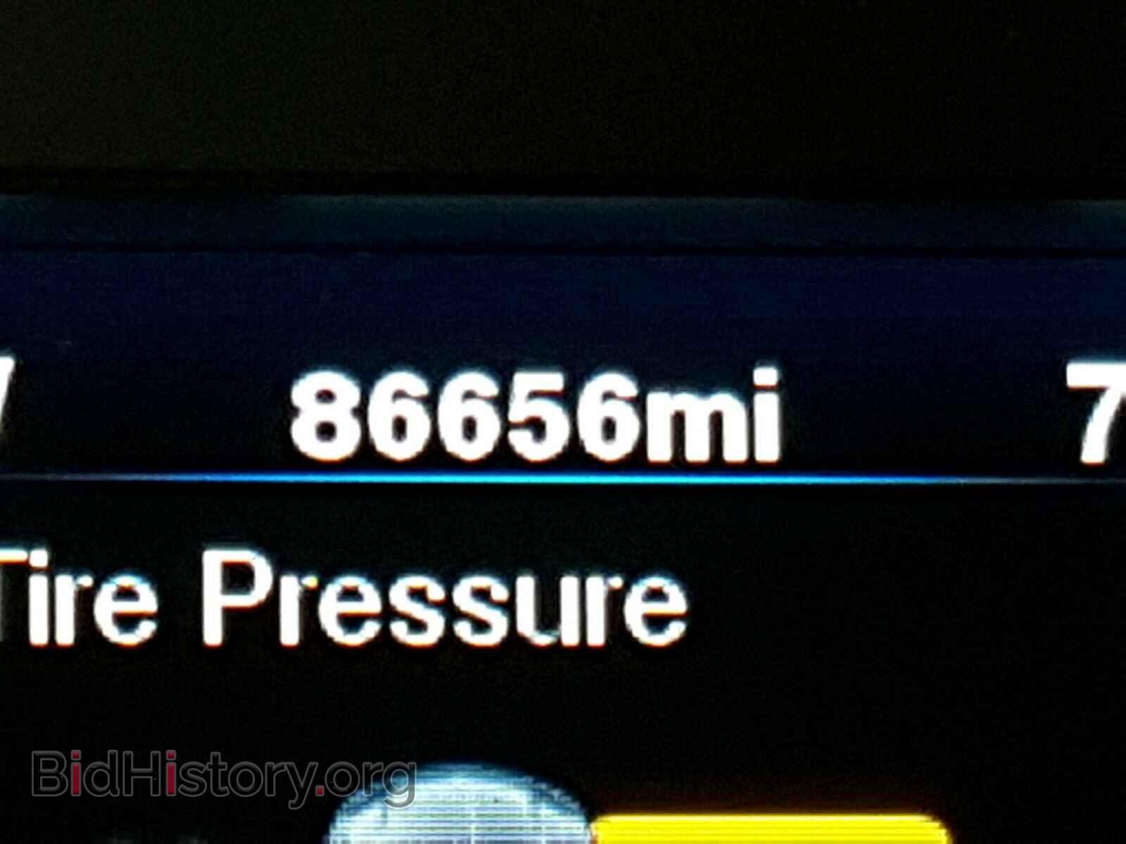 2012 CHRYSLER 300 - VIN: 2C3CCADT0CH315626 - Фото 8