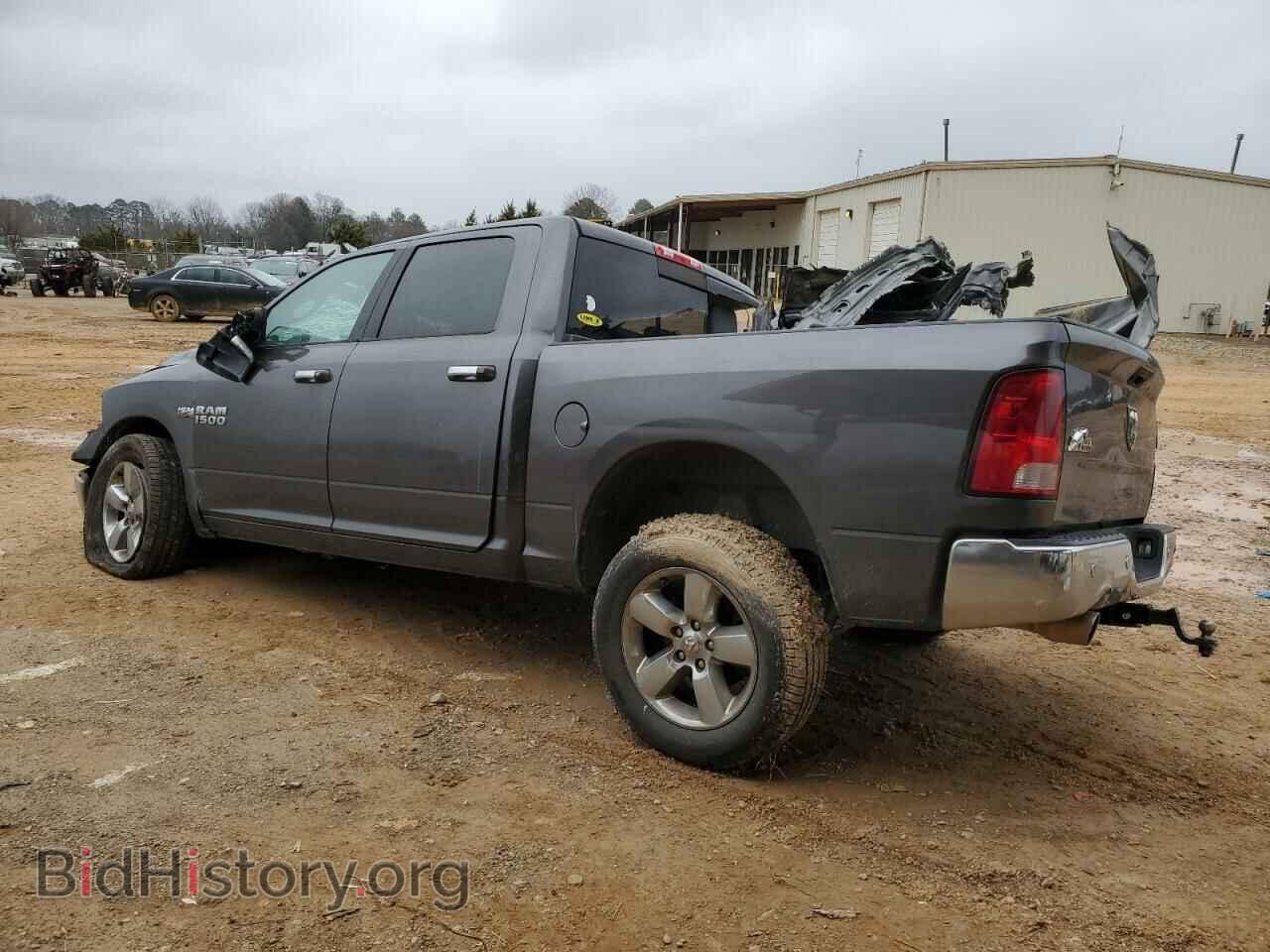 2017 RAM 1500 - VIN: 3C6RR6LT7HG504744 - Photo 2