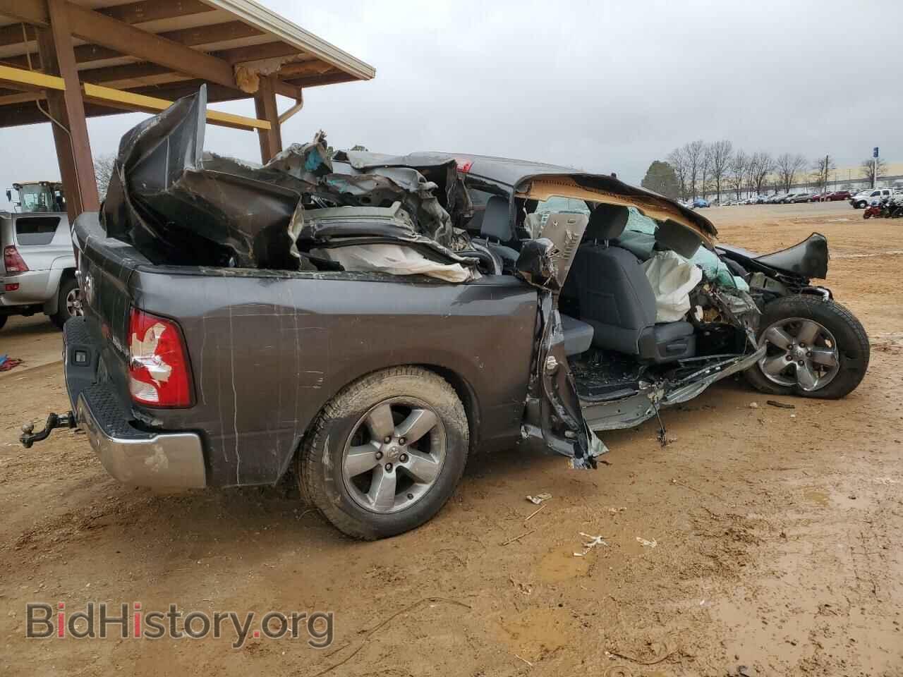 2017 RAM 1500 - VIN: 3C6RR6LT7HG504744 - Photo 3