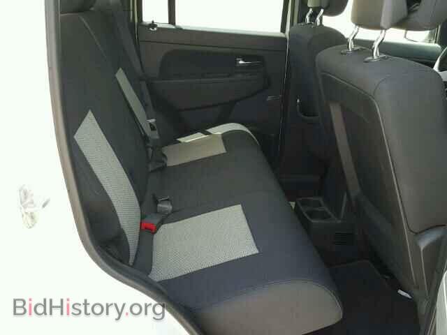 2010 JEEP LIBERTY - VIN: 1J4PN2GK2AW110012 - Фото 6