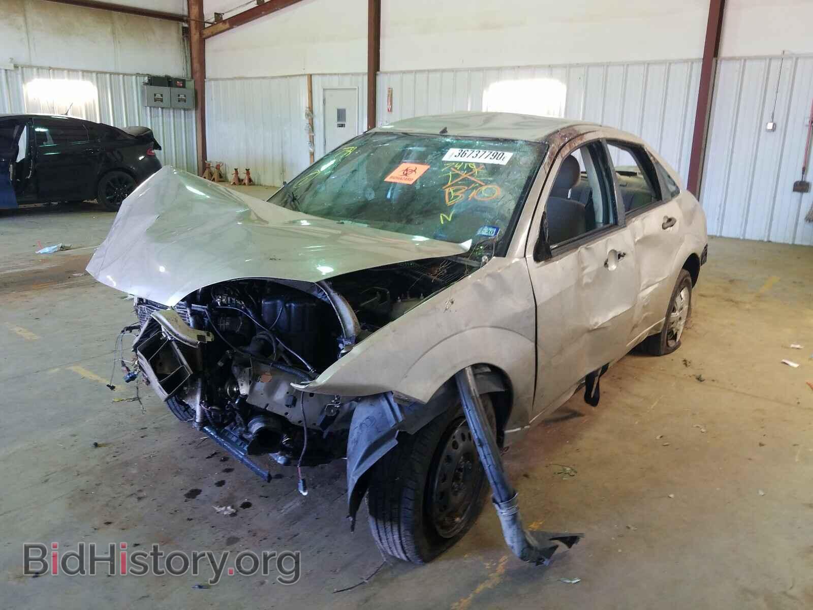 2007 FORD FOCUS - VIN: 1FAFP34N97W157410 - Фото 2