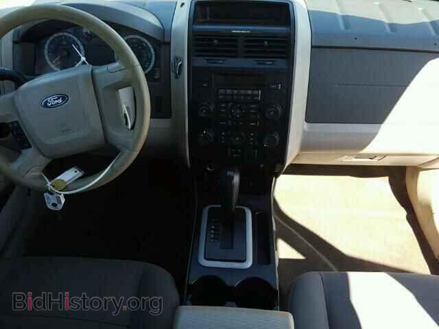 2011 FORD ESCAPE - VIN: 1FMCU0C79BKA56922 - Фото 9