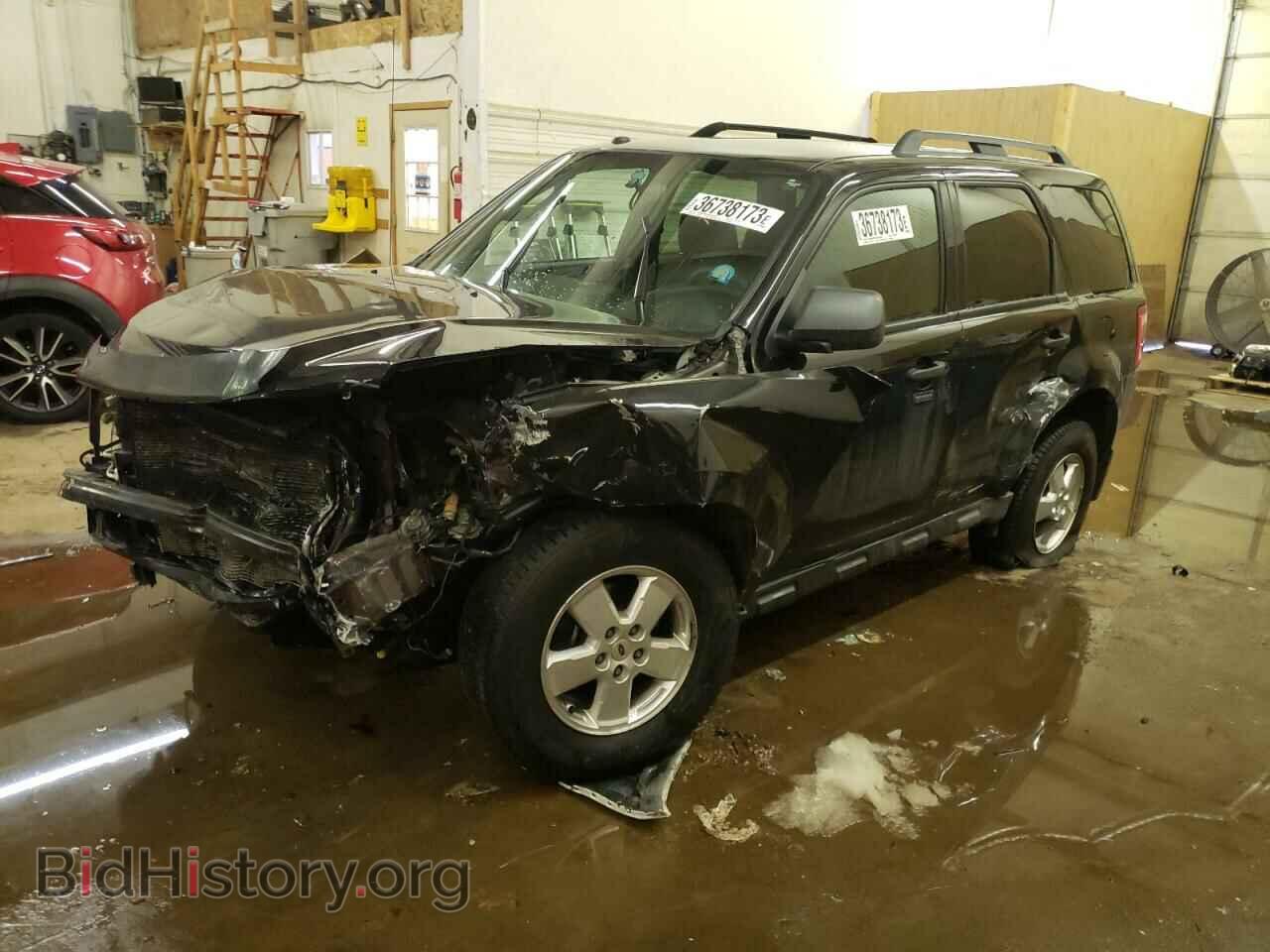 Photo 1FMCU0DG8BKB98175 - FORD ESCAPE 2011
