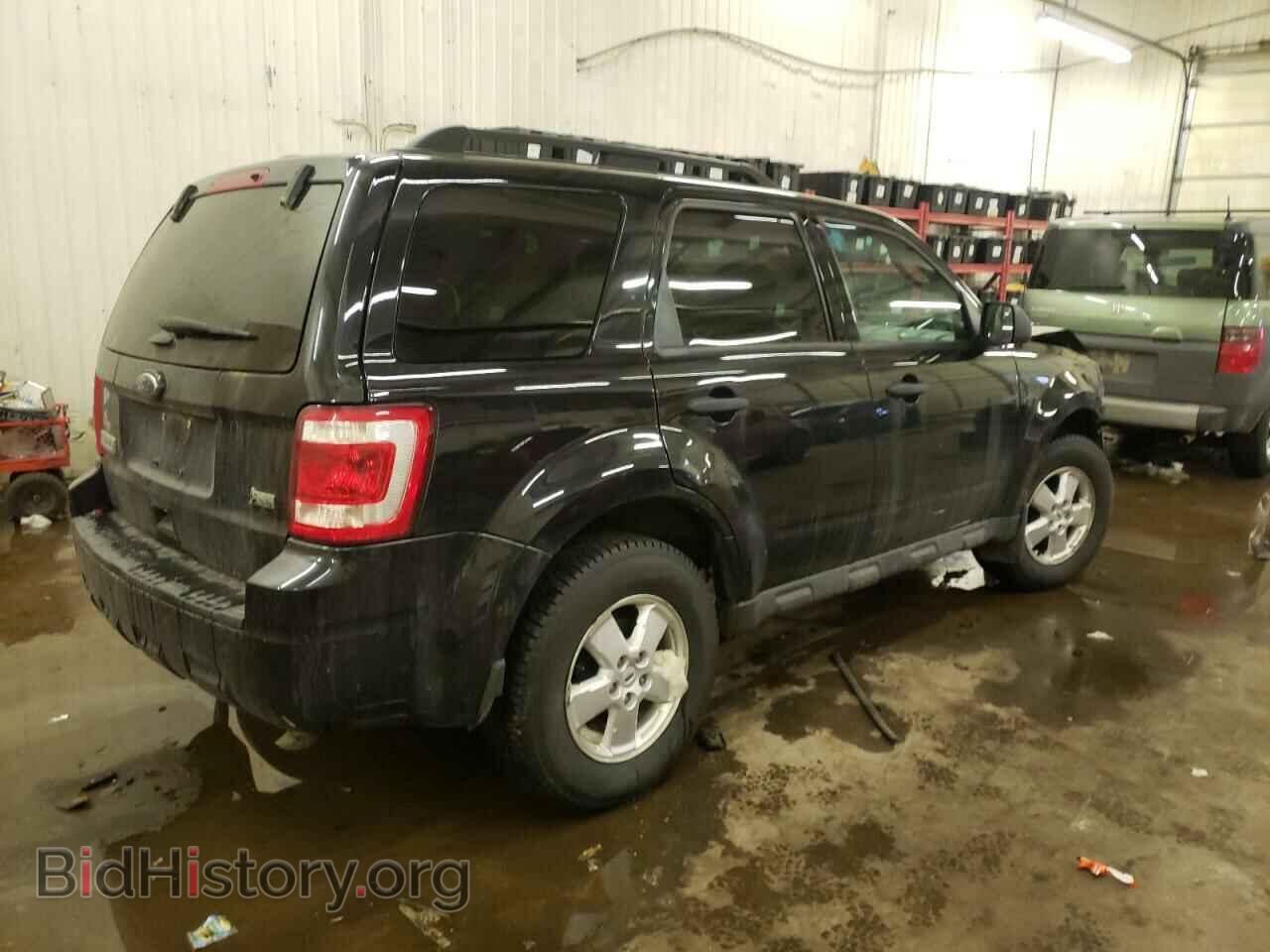 2011 FORD ESCAPE - VIN: 1FMCU0DG8BKB98175 - Фото 3