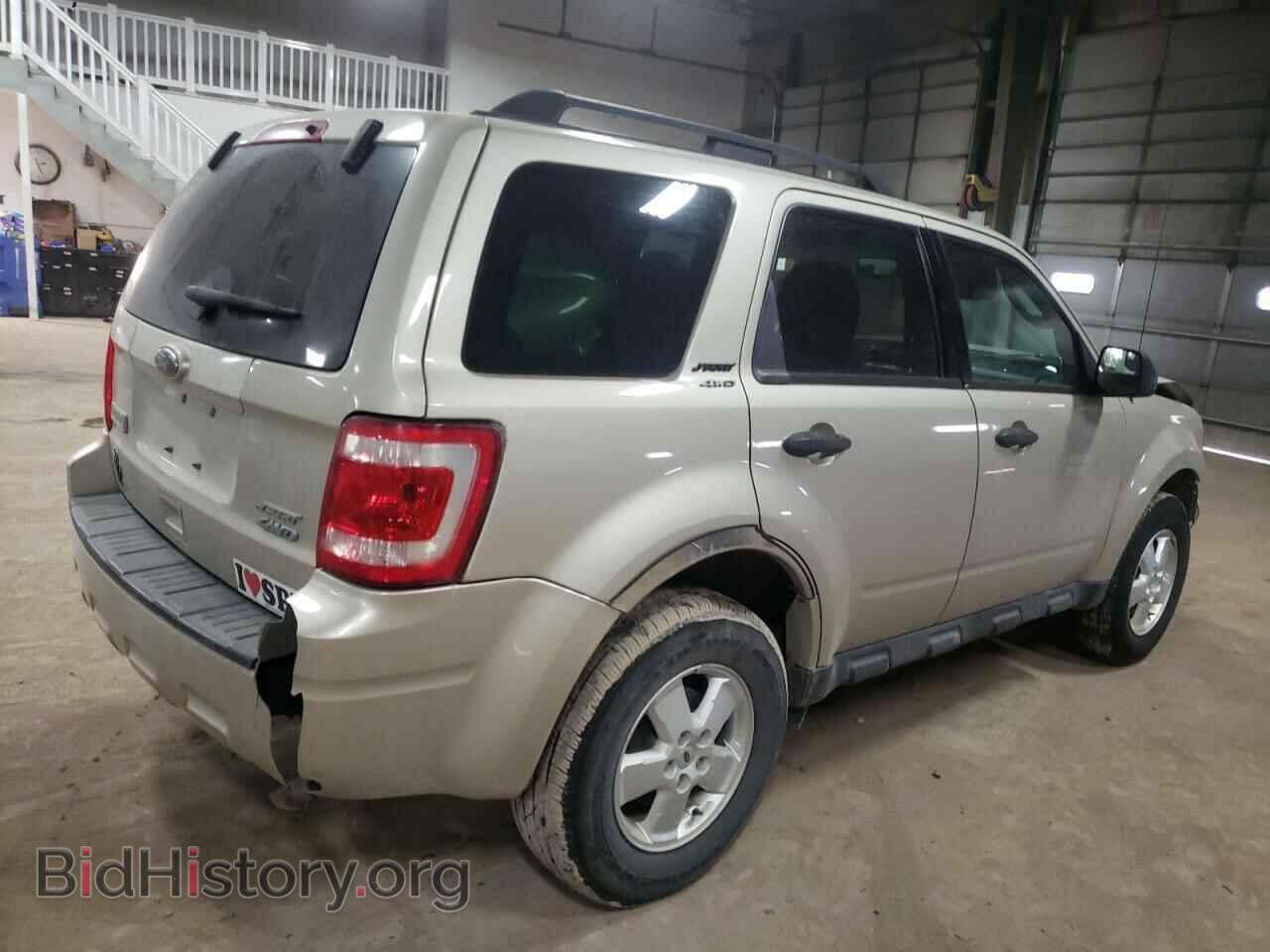 2011 FORD ESCAPE - VIN: 1FMCU9D70BKA68170 - Фото 3