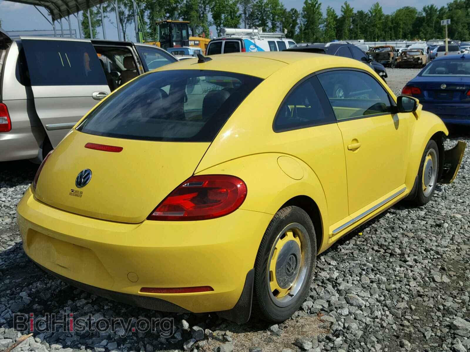 2014 VOLKSWAGEN BEETLE - VIN: 3VWJP7AT9EM622650 - Фото 4
