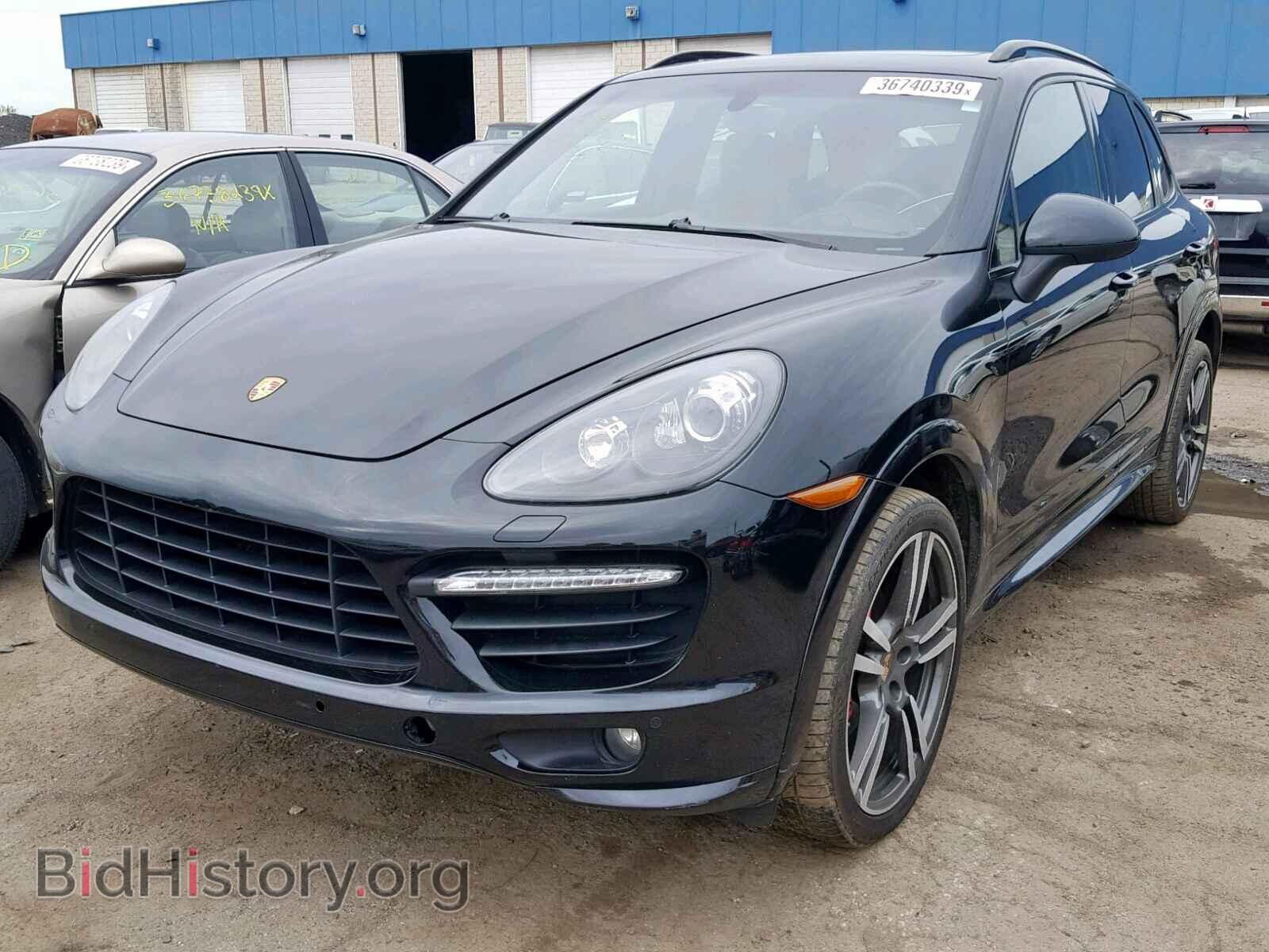 2013 PORSCHE CAYENNE GT - VIN: WP1AD2A28DLA70207 - Фото 2