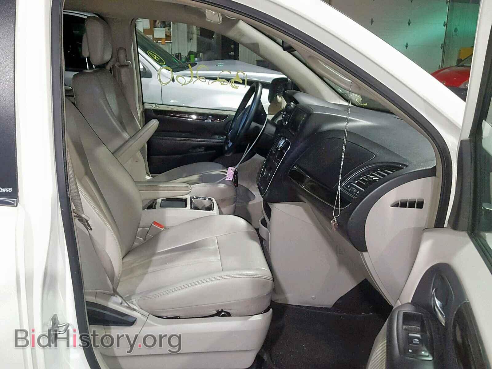 2013 CHRYSLER TOWN & COU - VIN: 2C4RC1BG8DR519453 - Фото 5