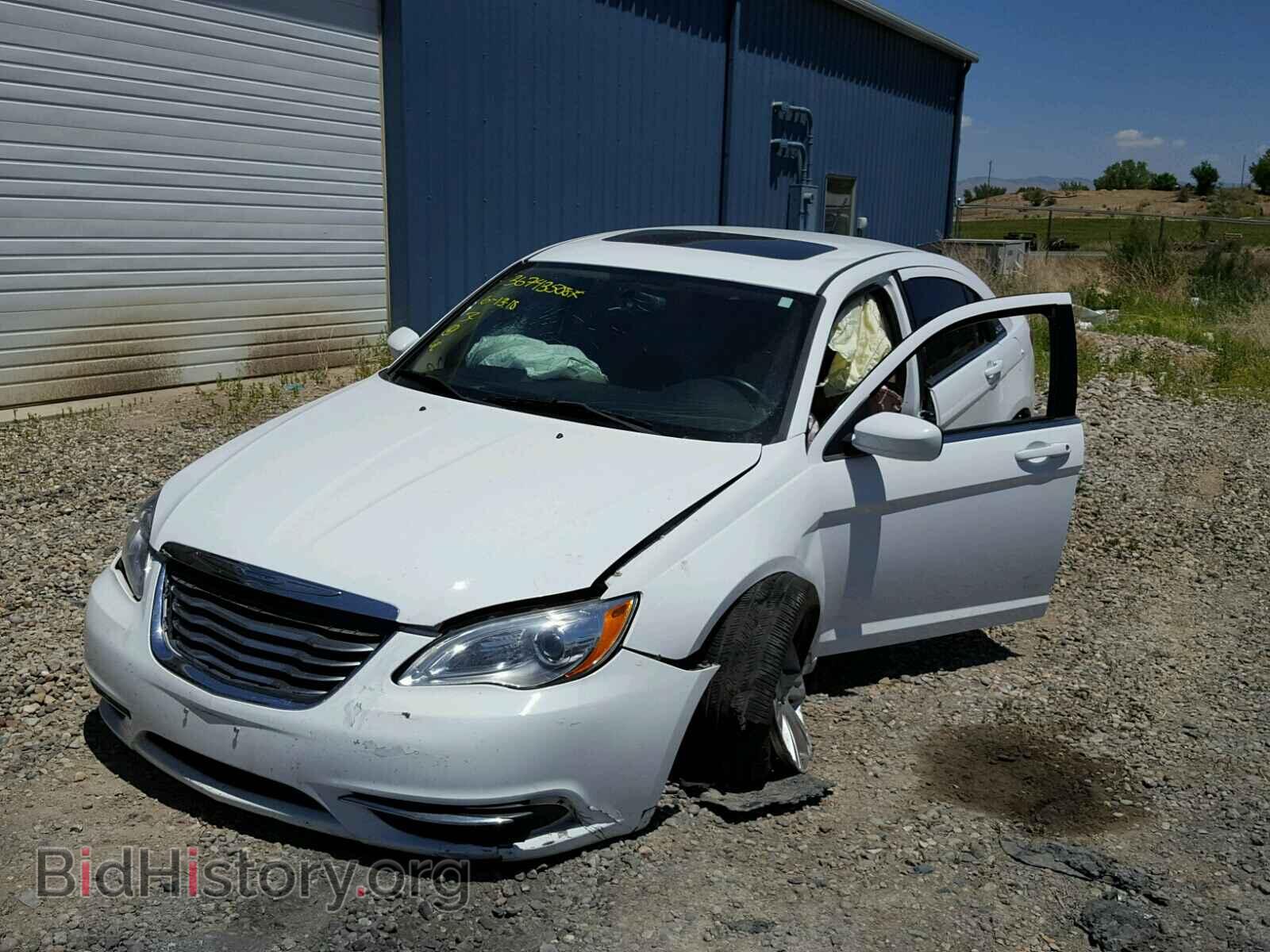 2012 CHRYSLER 200 - VIN: 1C3CCBBG0CN180151 - Фото 2