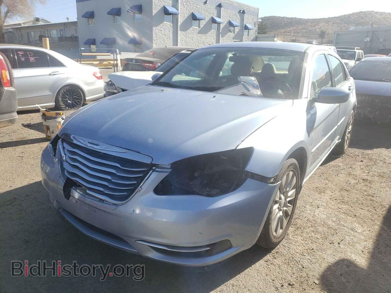 2012 CHRYSLER 200 - VIN: 1C3CCBAB7CN190682 - Фото 2