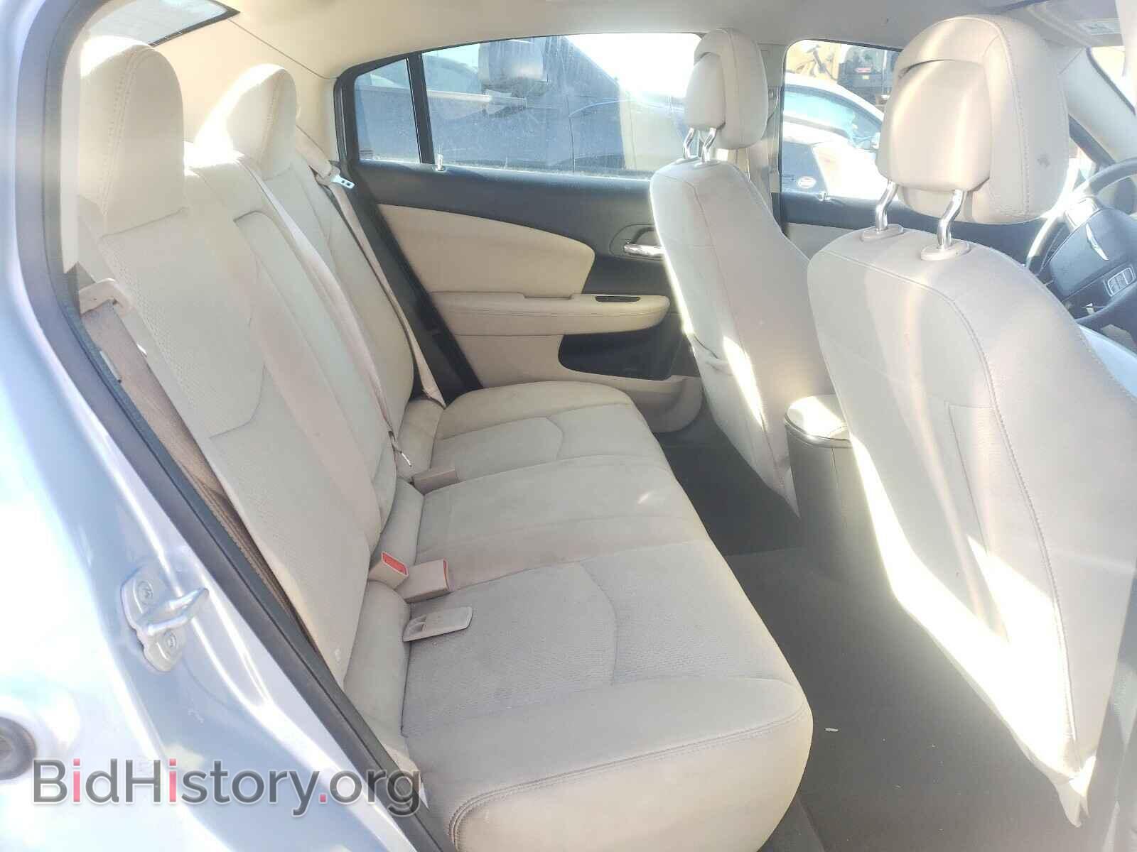 2012 CHRYSLER 200 - VIN: 1C3CCBAB7CN190682 - Фото 6