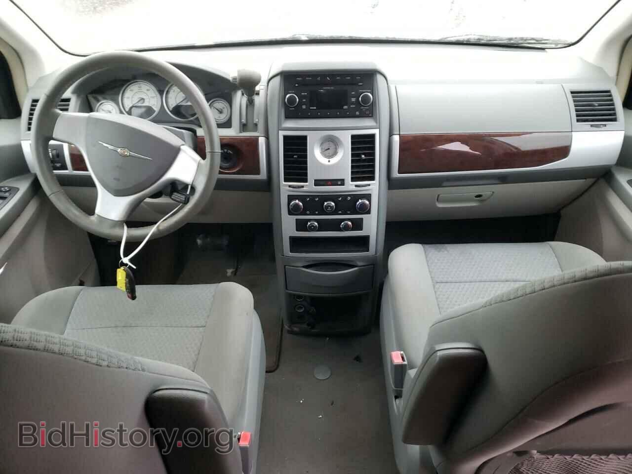 2010 CHRYSLER MINIVAN - VIN: 2A4RR5D17AR177014 - Фото 8
