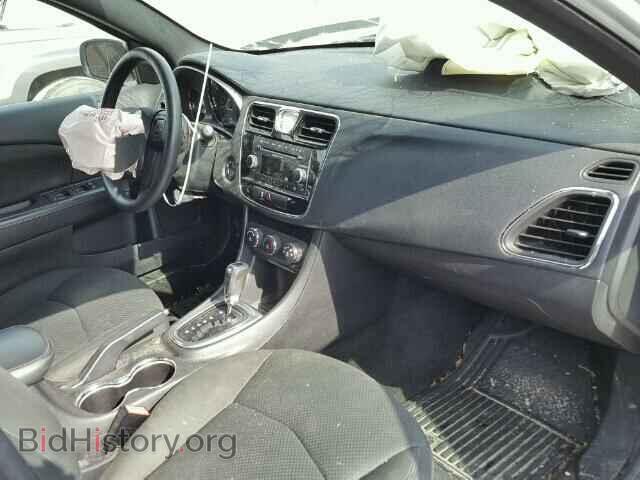 2012 CHRYSLER 200 - VIN: 1C3CCBAB2CN101228 - Photo 5