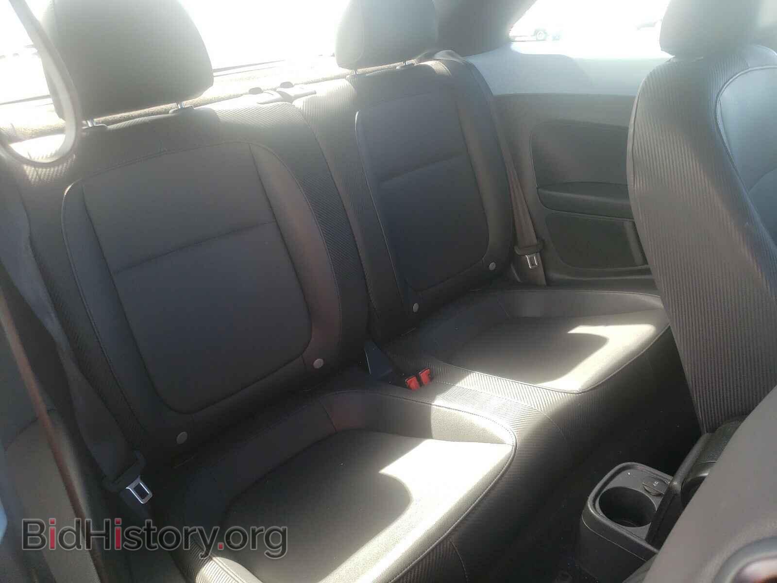 2012 VOLKSWAGEN BEETLE - VIN: 3VWJP7AT7CM603527 - Фото 6