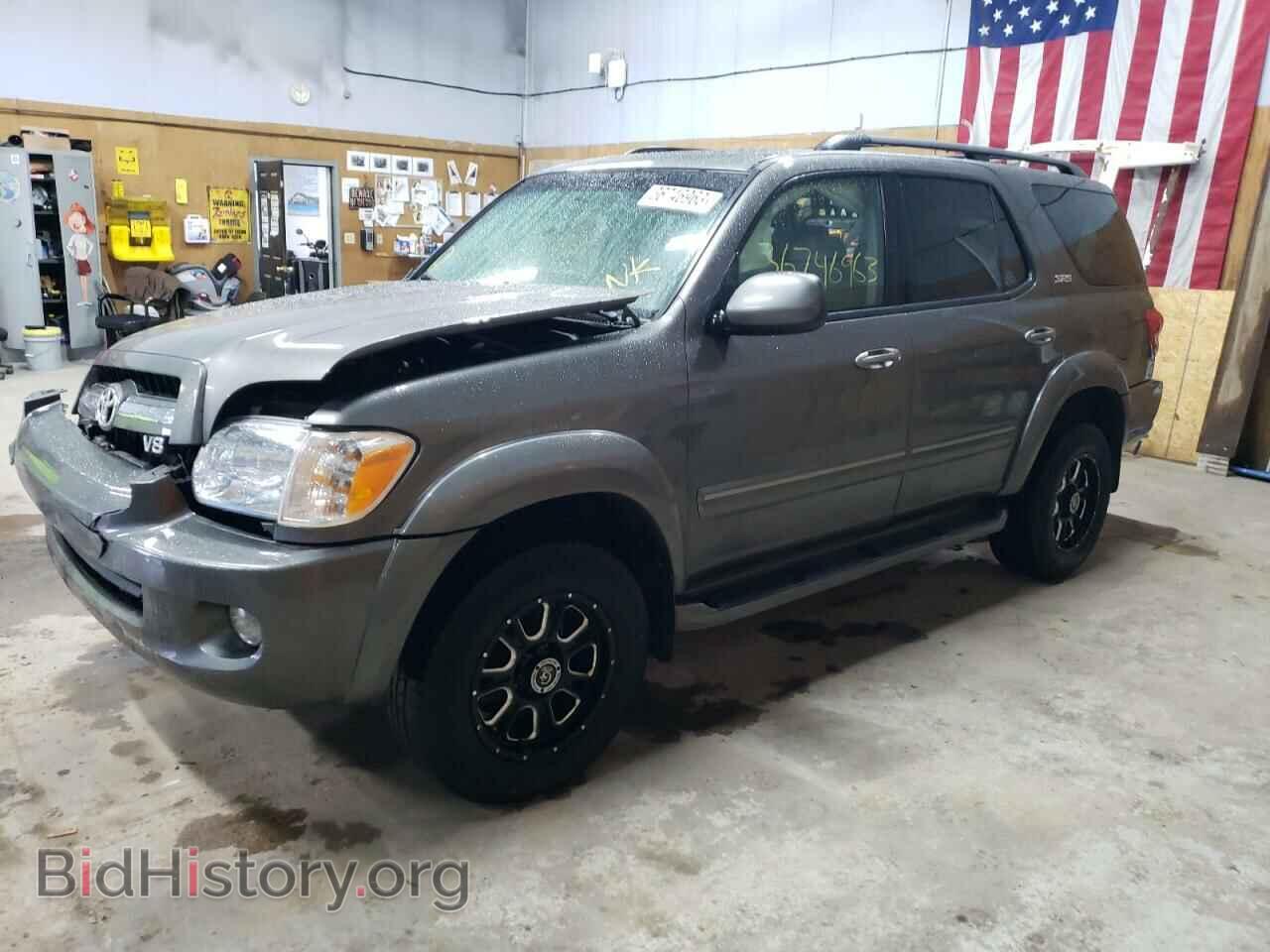 Photo 5TDBT44A36S263745 - TOYOTA SEQUOIA 2006
