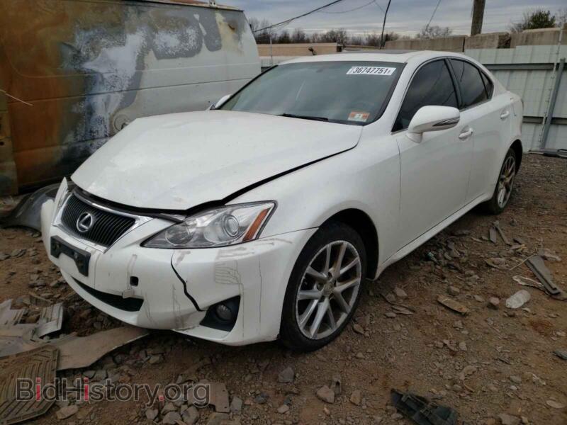 2011 Lexus IS (VIN JTHCF5C27B5051182) — фото 2 из 10