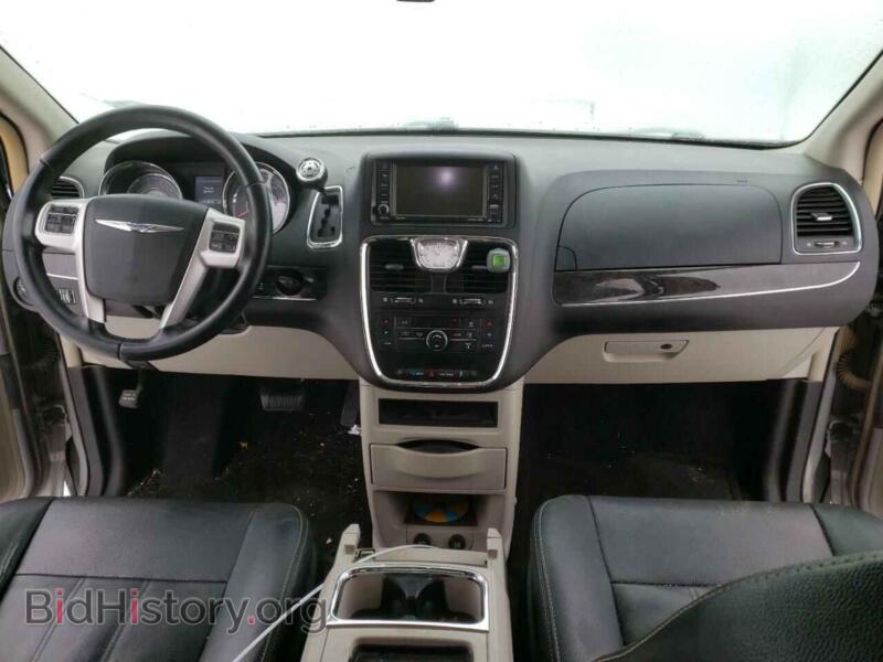 2016 Chrysler MINIVAN (VIN 2C4RC1BG6GR187727) — фото 8 из 13