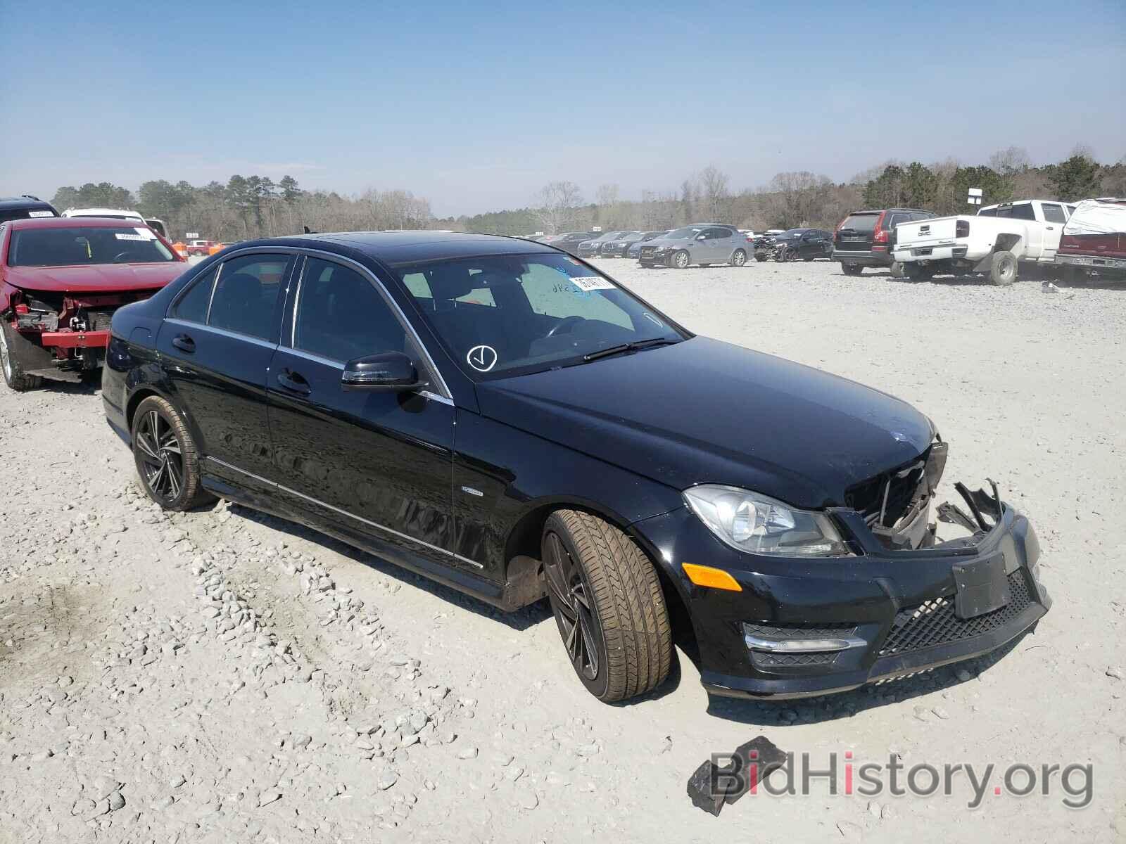 Photo WDDGF4HB2CR217971 - MERCEDES-BENZ C CLASS 2012