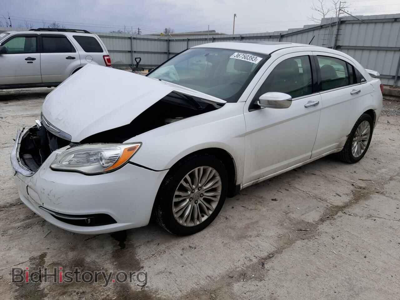 Photo 1C3BC2FGXBN571621 - CHRYSLER 200 2011