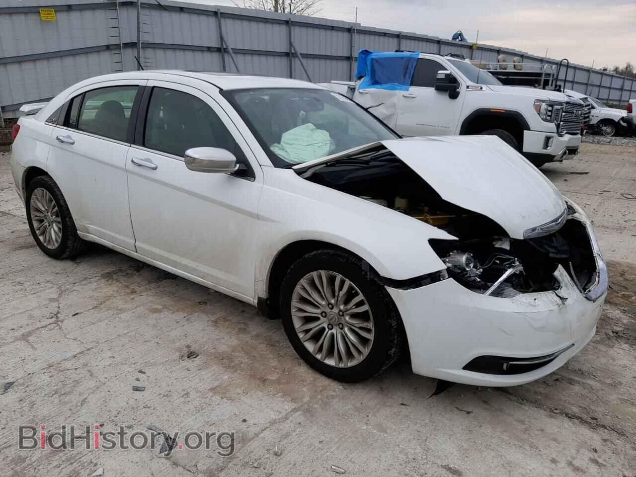 2011 CHRYSLER 200 - VIN: 1C3BC2FGXBN571621 - Фото 4