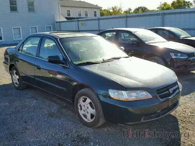 Photo 1HGCG6679XA059604 - HONDA ACCORD 1999