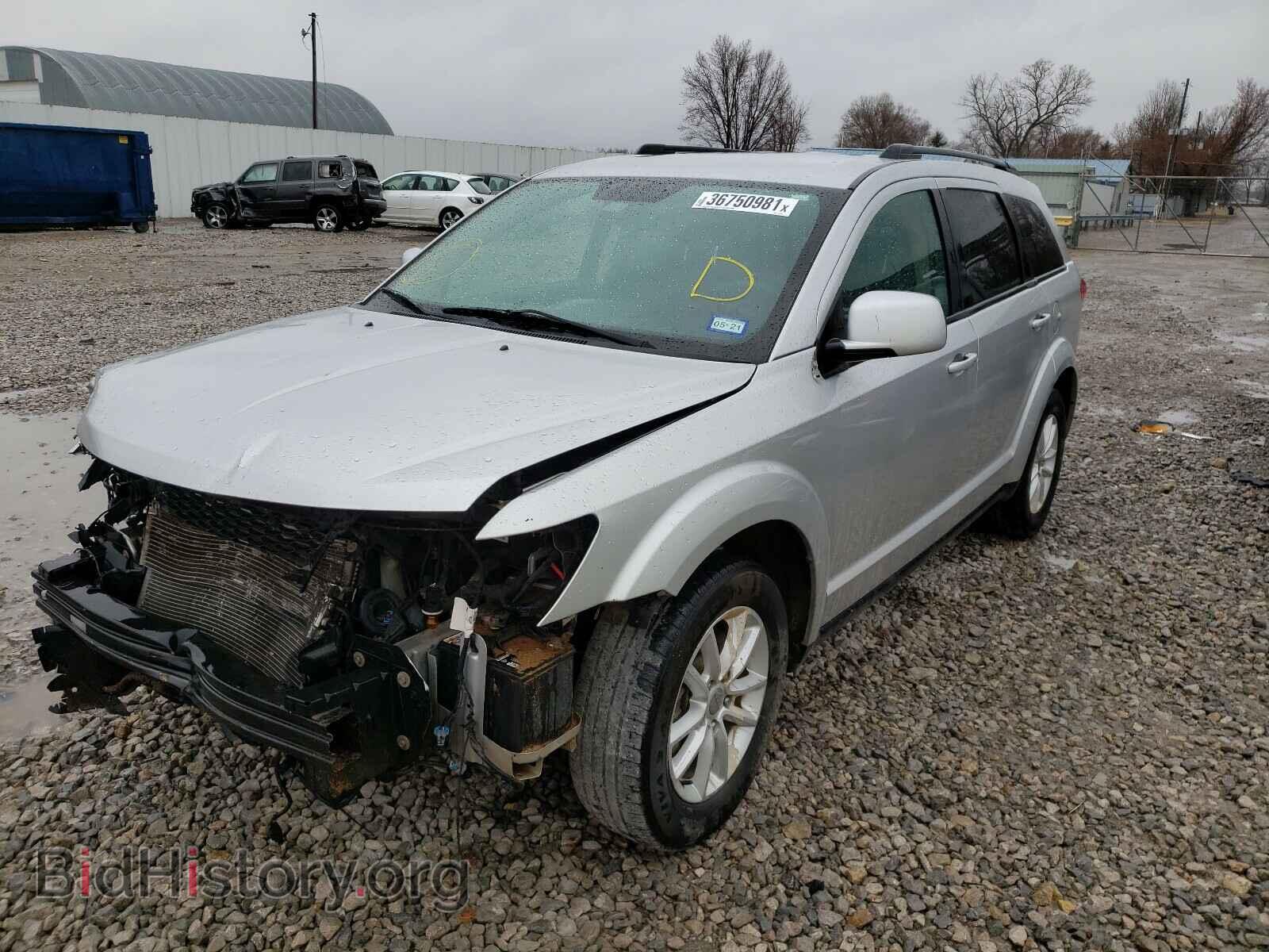 2014 DODGE JOURNEY - VIN: 3C4PDCBGXET161027 - Фото 2