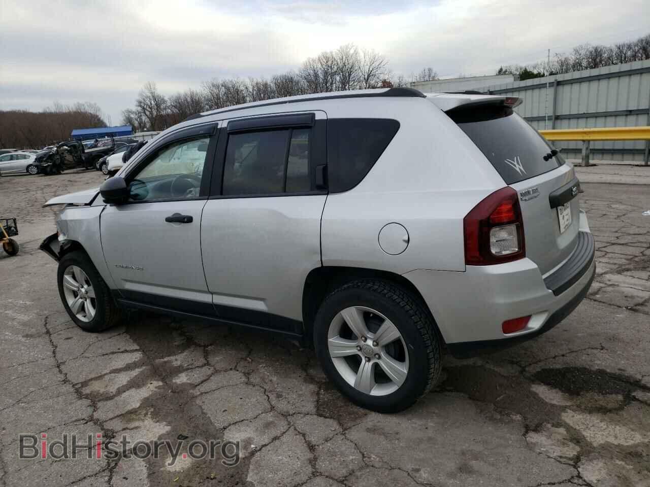 2014 JEEP COMPASS - VIN: 1C4NJCBAXED586832 - Photo 2