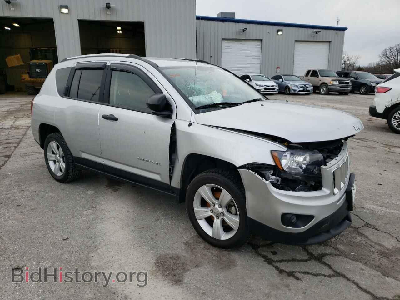 2014 JEEP COMPASS - VIN: 1C4NJCBAXED586832 - Photo 4