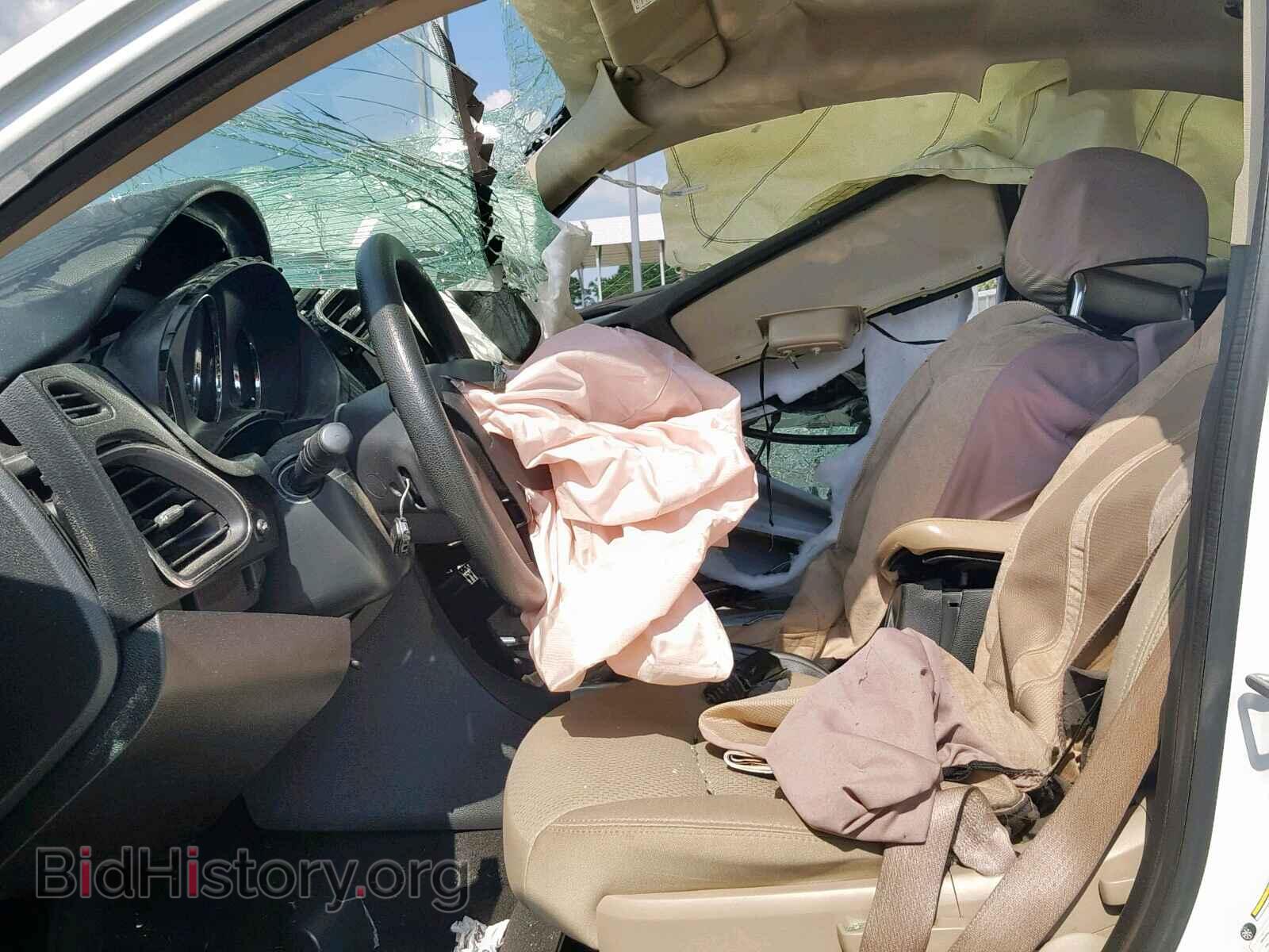 2013 CHRYSLER 200 - VIN: 1C3CCBAB5DN697940 - Photo 5