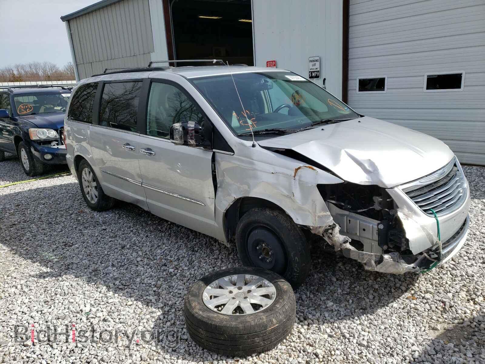 Photo 2A4RR8DGXBR746610 - CHRYSLER MINIVAN 2011