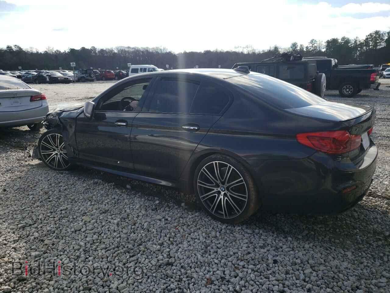 2018 BMW M5 - VIN: WBAJB9C56JB034652 - Photo 2