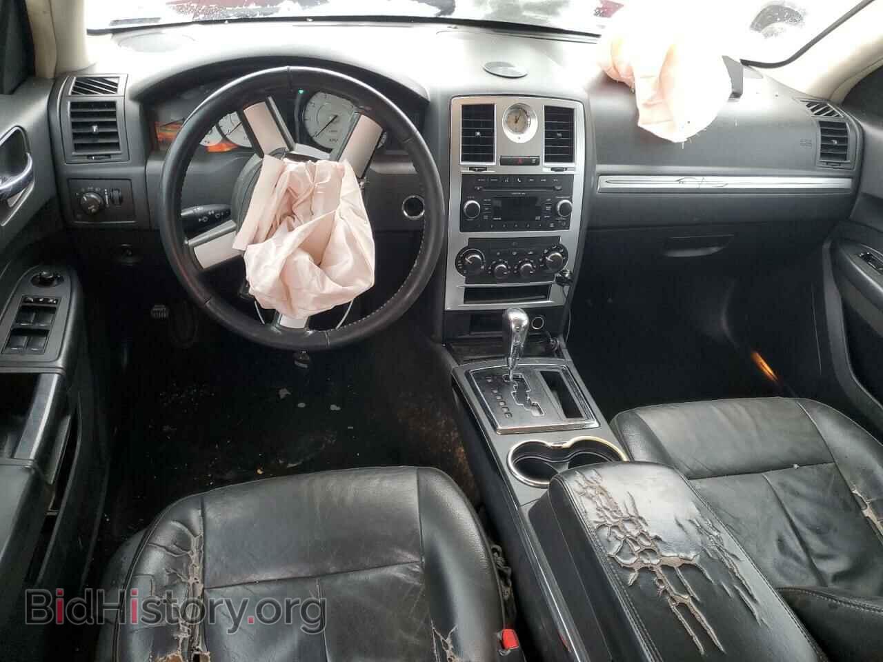 2010 CHRYSLER 300 - VIN: 2C3CA5CV6AH122894 - Фото 8