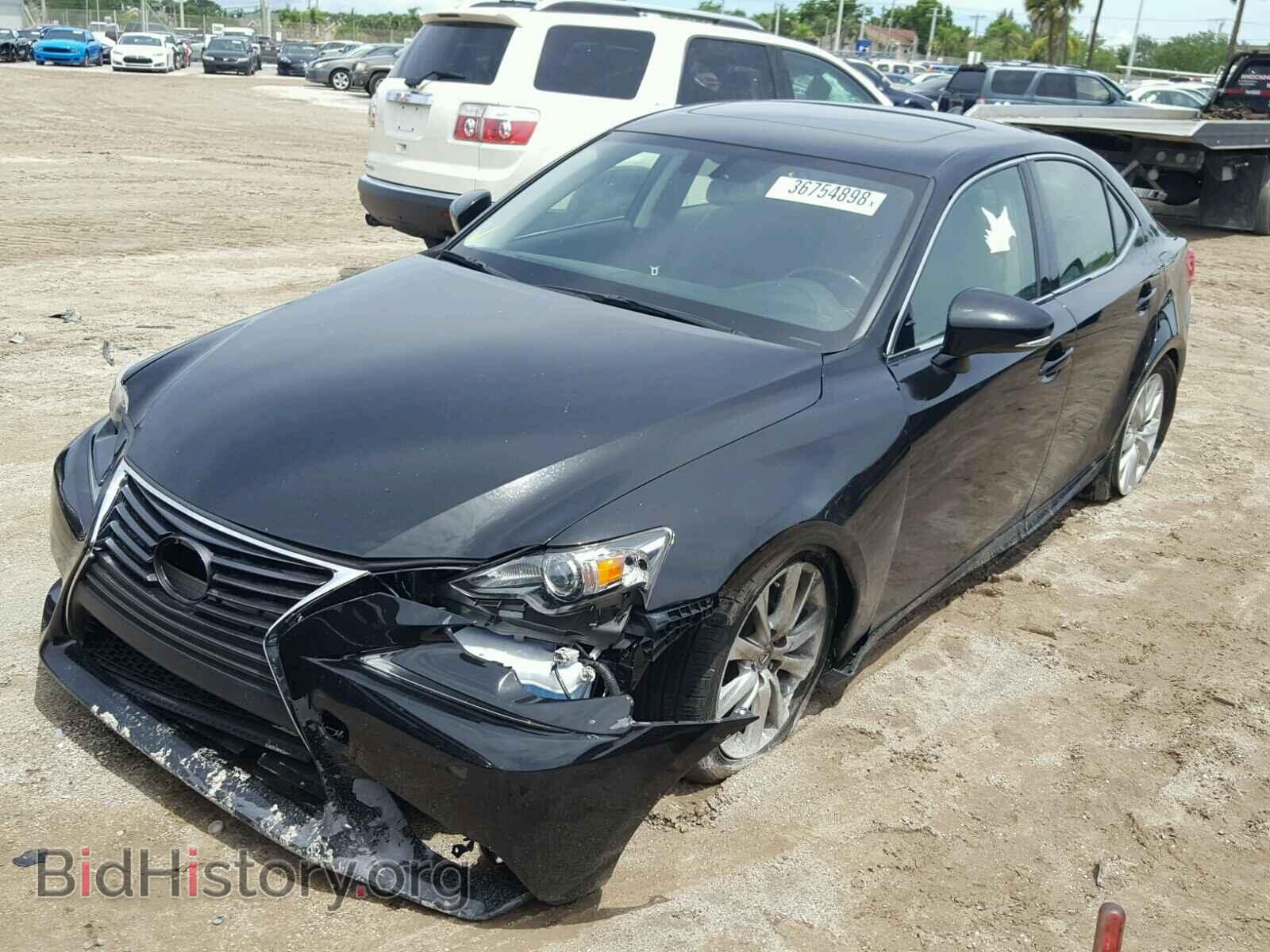 2015 LEXUS IS 250 - VIN: JTHBF1D28F5071921 - Photo 2
