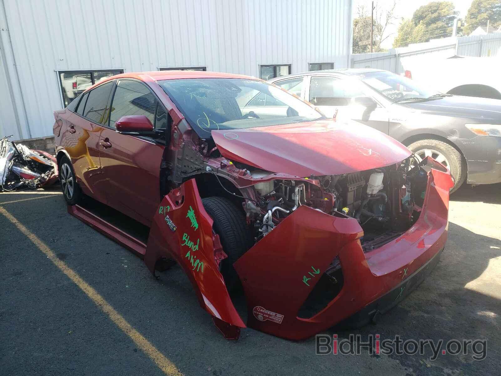 Photo JTDKARFP8H3007562 - TOYOTA PRIUS 2017