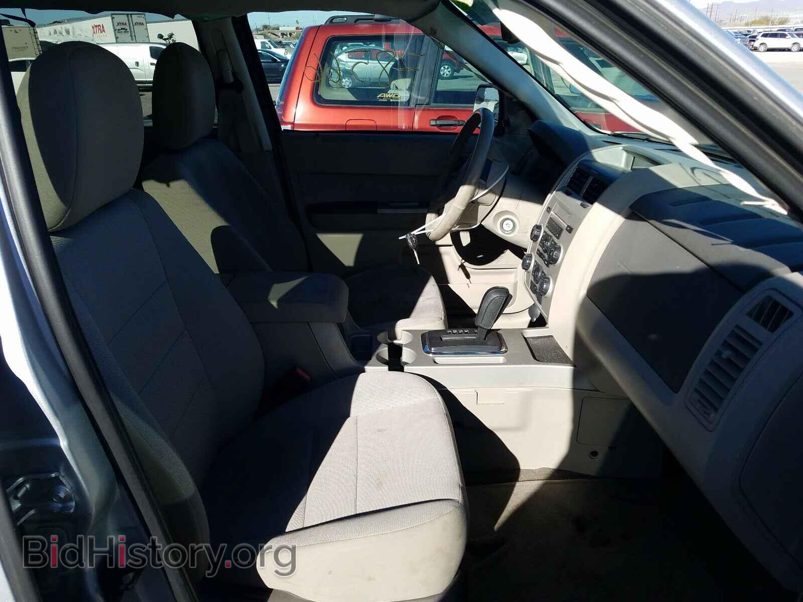2011 FORD ESCAPE - VIN: 1FMCU9DG3BKC65026 - Фото 5