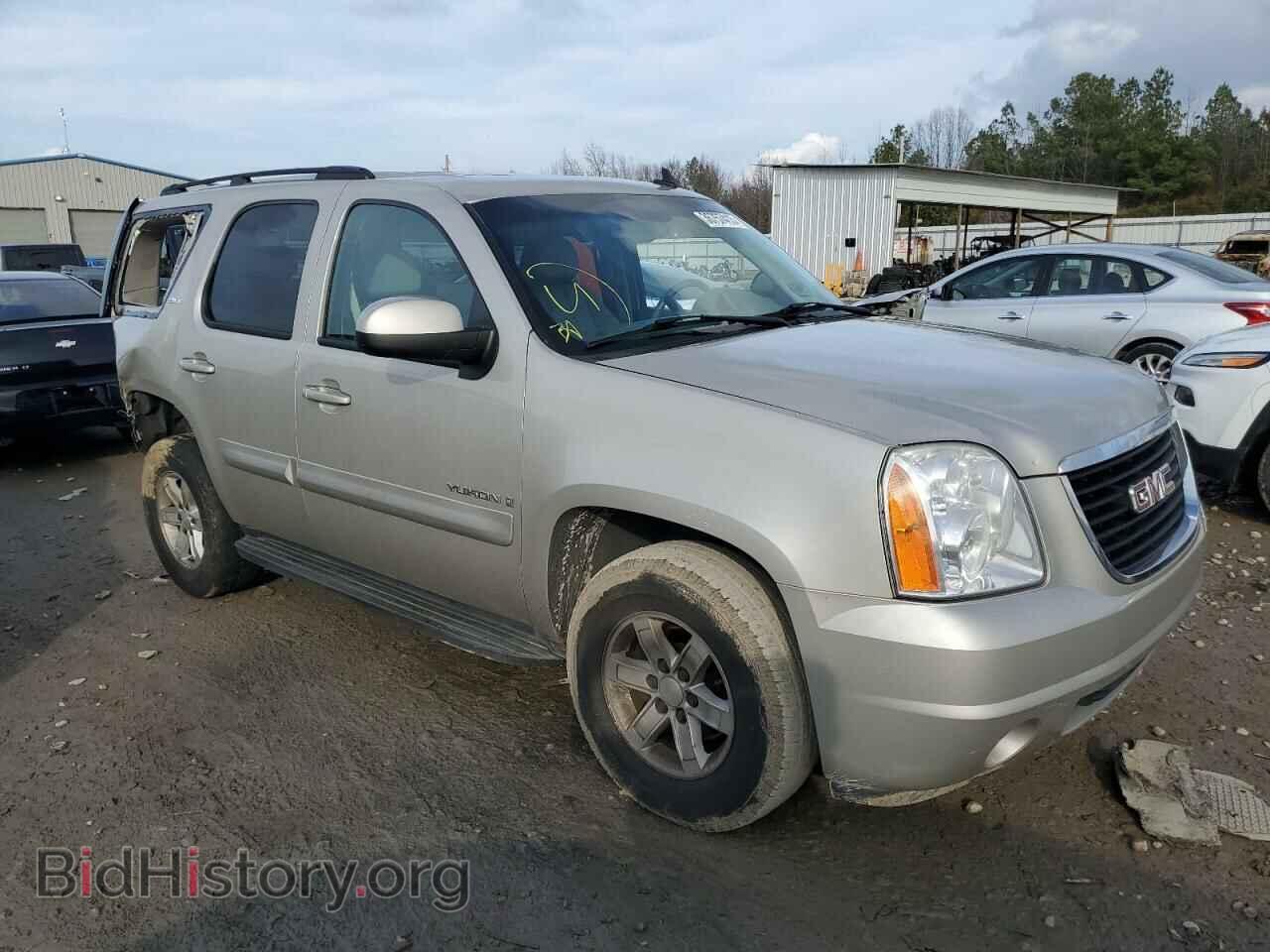 2008 GMC YUKON - VIN: 1GKFC13078R143137 - Фото 4