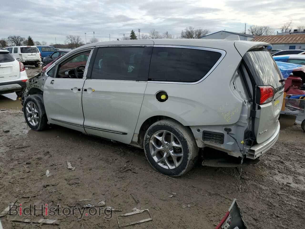 2017 CHRYSLER PACIFICA - VIN: 2C4RC1GG9HR633511 - Фото 2