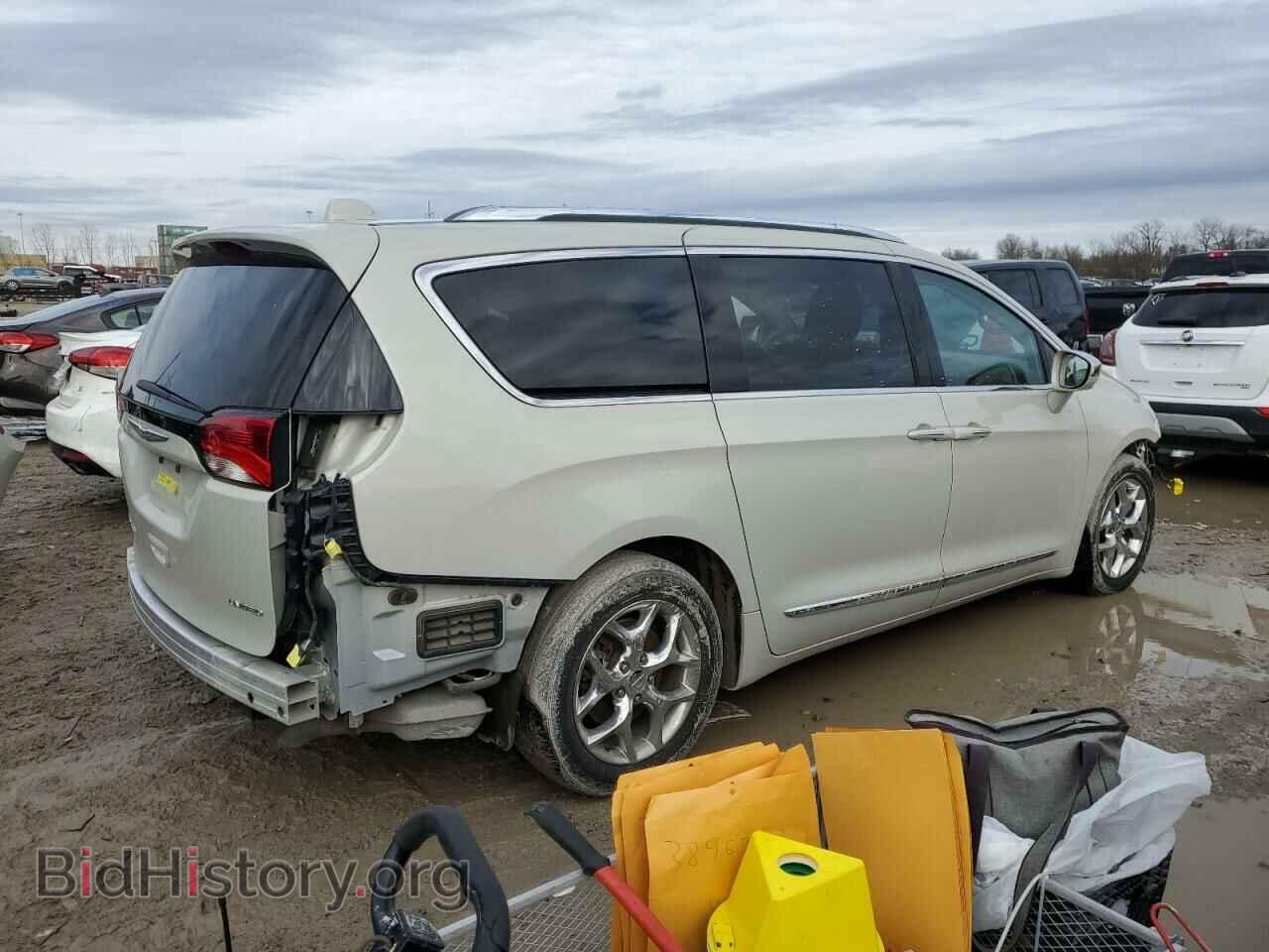 2017 CHRYSLER PACIFICA - VIN: 2C4RC1GG9HR633511 - Фото 3