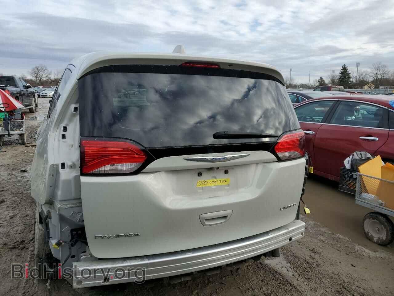 2017 CHRYSLER PACIFICA - VIN: 2C4RC1GG9HR633511 - Фото 6