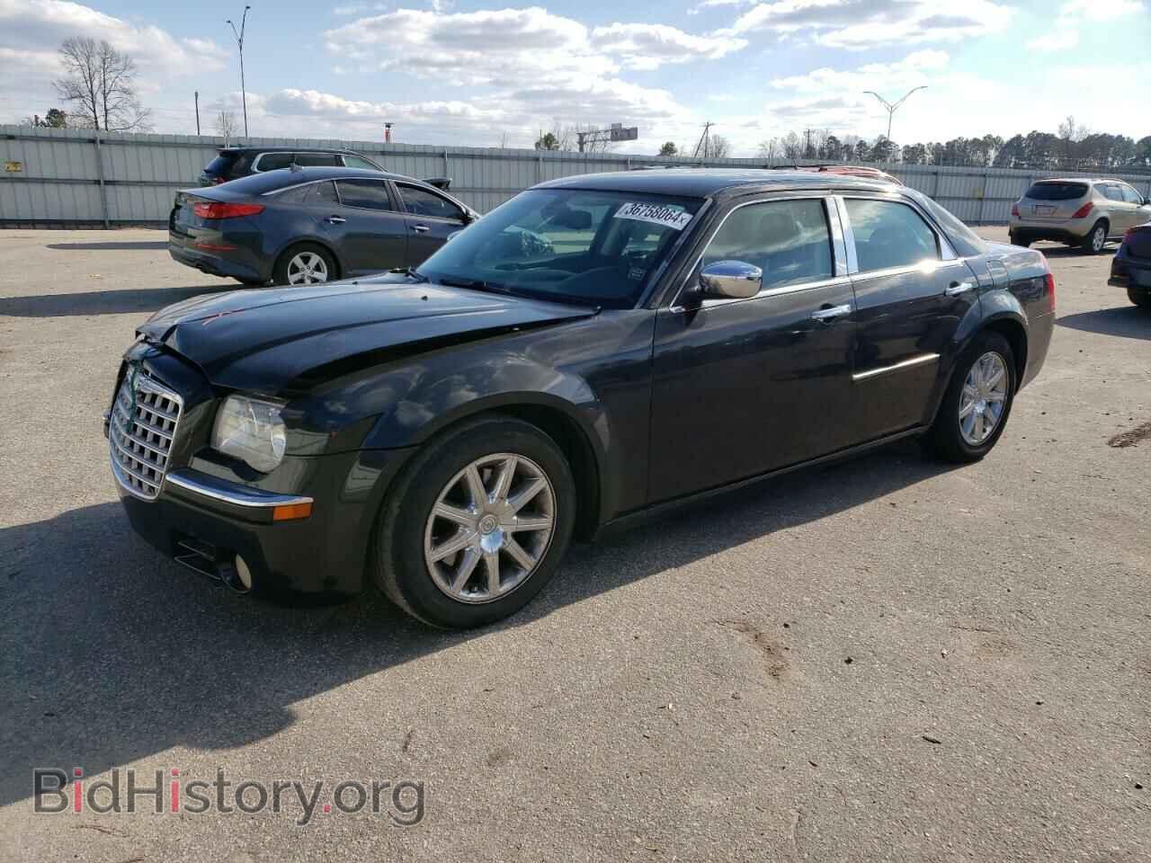 Фотография 2C3CA6CT7AH206016 - CHRYSLER 300 2010