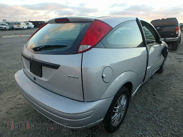 2005 FORD FOCUS - VIN: 3FAHP31NX5R157607 - Фото 4