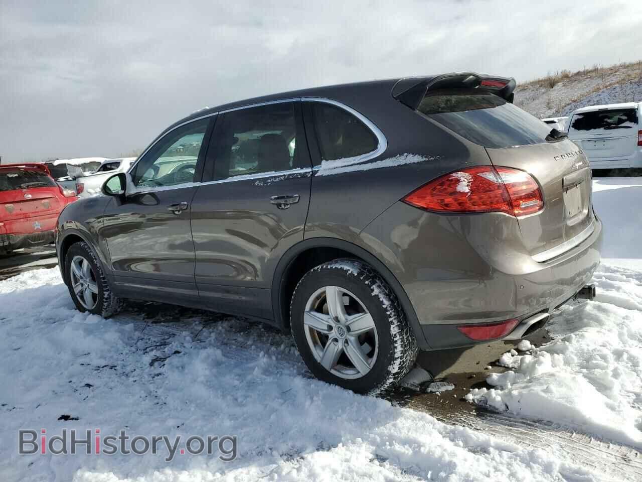 2011 PORSCHE CAYENNE - VIN: WP1AB2A22BLA47072 - Фото 2