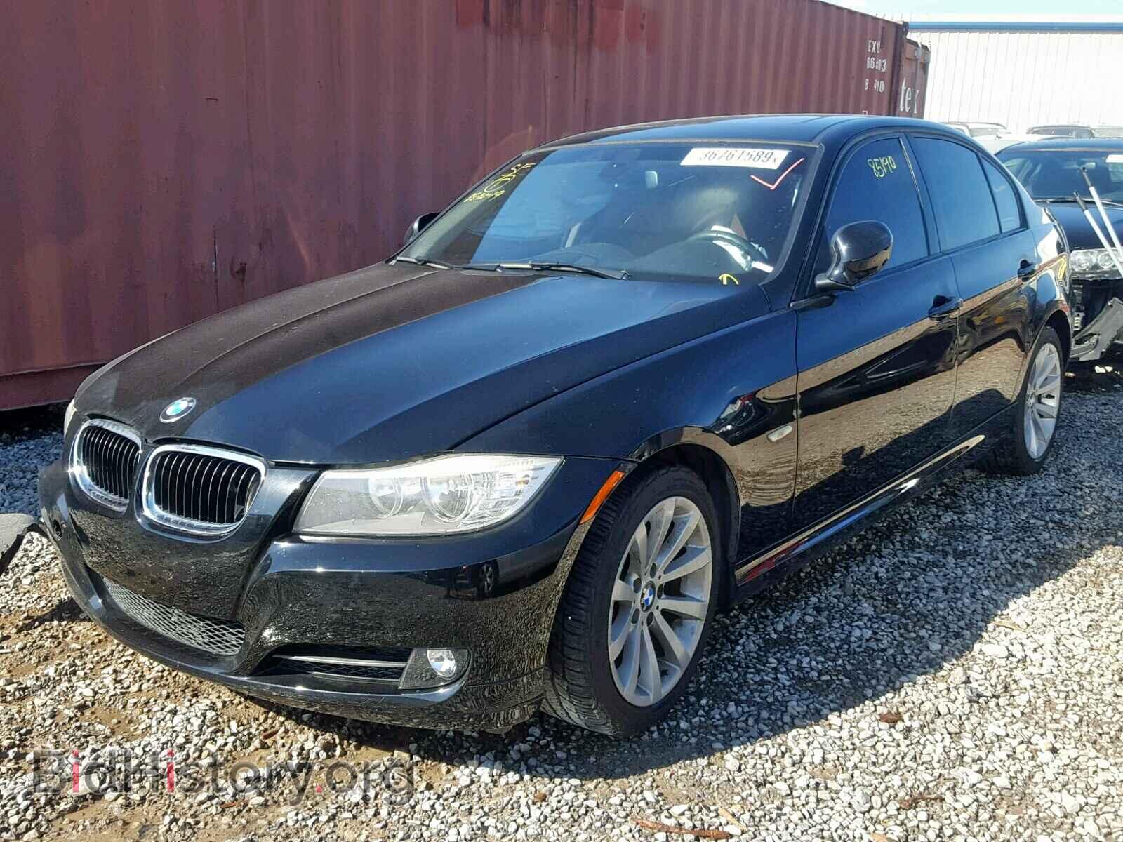 2011 BMW 328 I - VIN: WBAPH7C59BE851563 - Фото 2