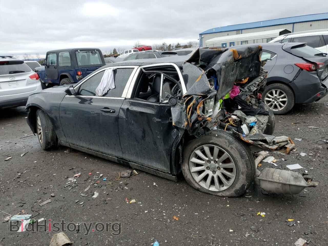 2014 CHRYSLER 300 - VIN: 2C3CCAAG0EH209333 - Photo 2