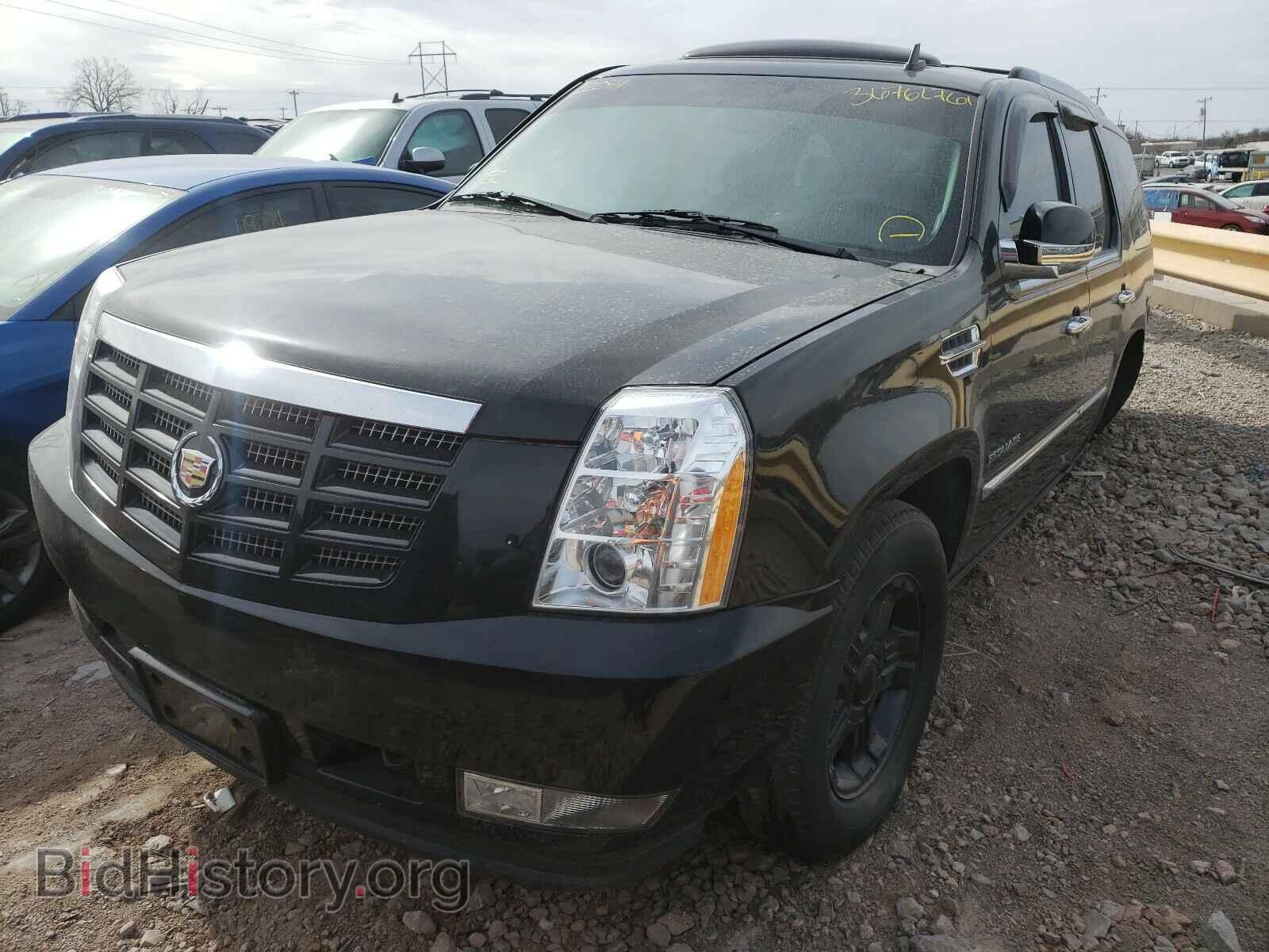 2013 CADILLAC ESCALADE - VIN: 1GYS3BEF2DR122041 - Photo 2