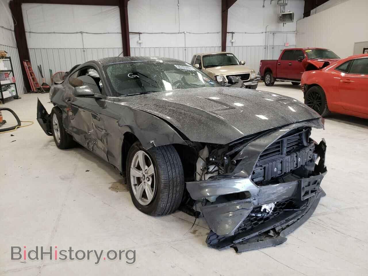 Photo 1FA6P8TH7L5103807 - FORD MUSTANG 2020