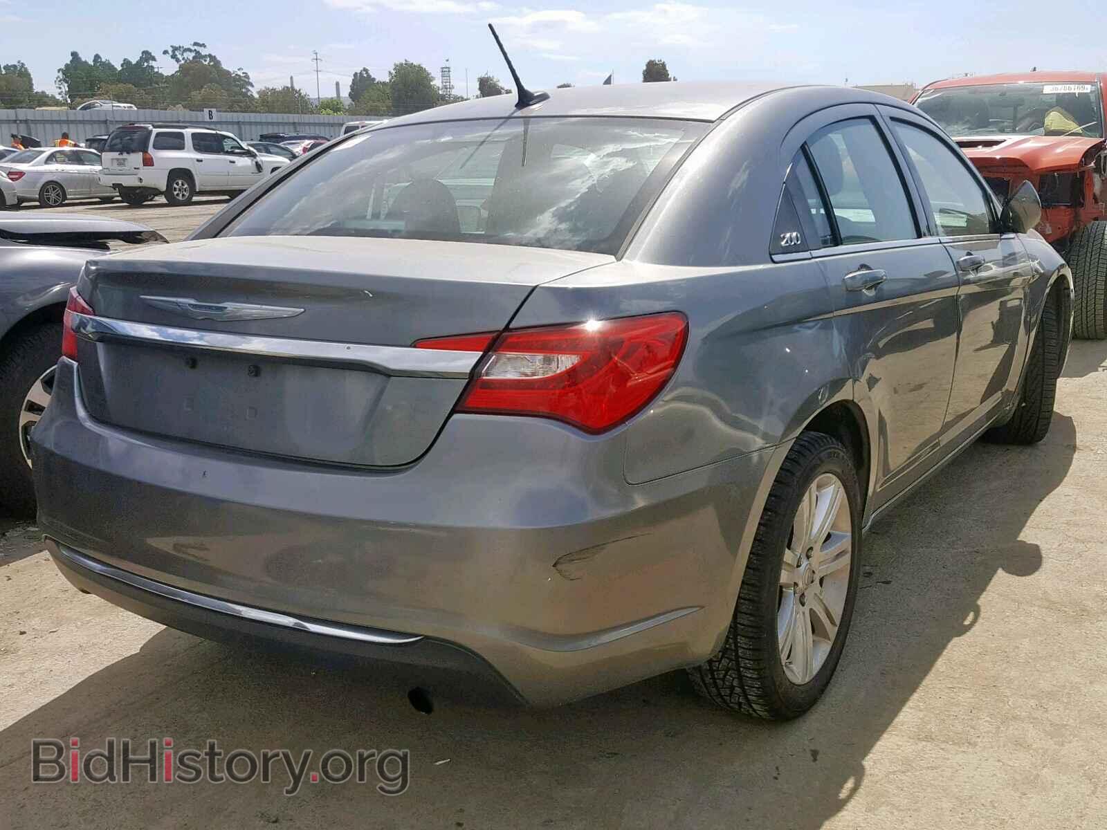 2013 CHRYSLER 200 - VIN: 1C3CCBAB8DN698337 - Photo 4